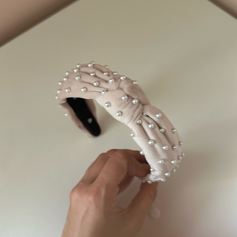 Lele headband new condition
